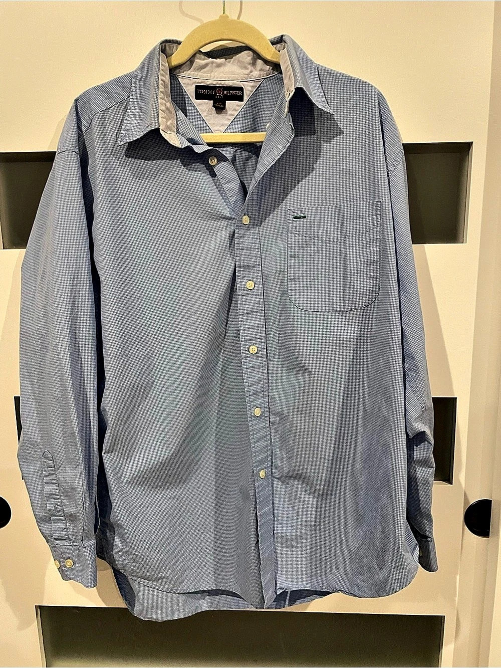 Tommy Hilfiger Golf Micro-Check Button Down L/G Checkered Button Down in Blue &